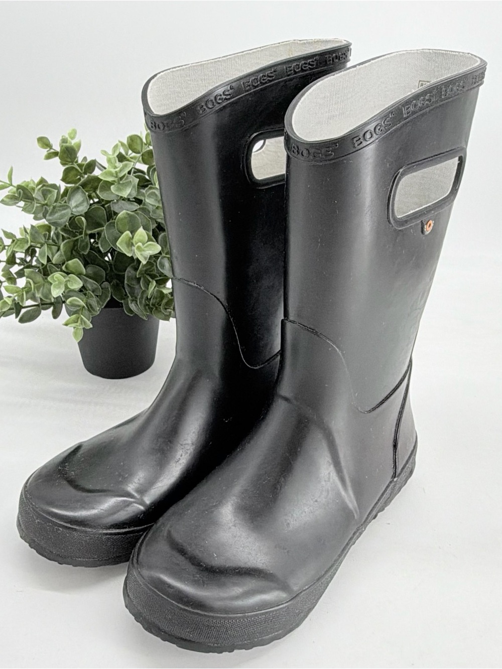 Bogs Black Rubber Waterproof Rainboot Youth Size 3 Side Handle Outdoor Casual